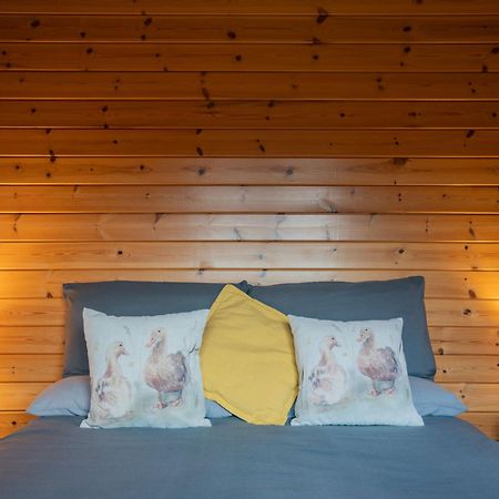 Chalet Loch Leven Lodge 10 By Interhome Кинрос Екстериор снимка
