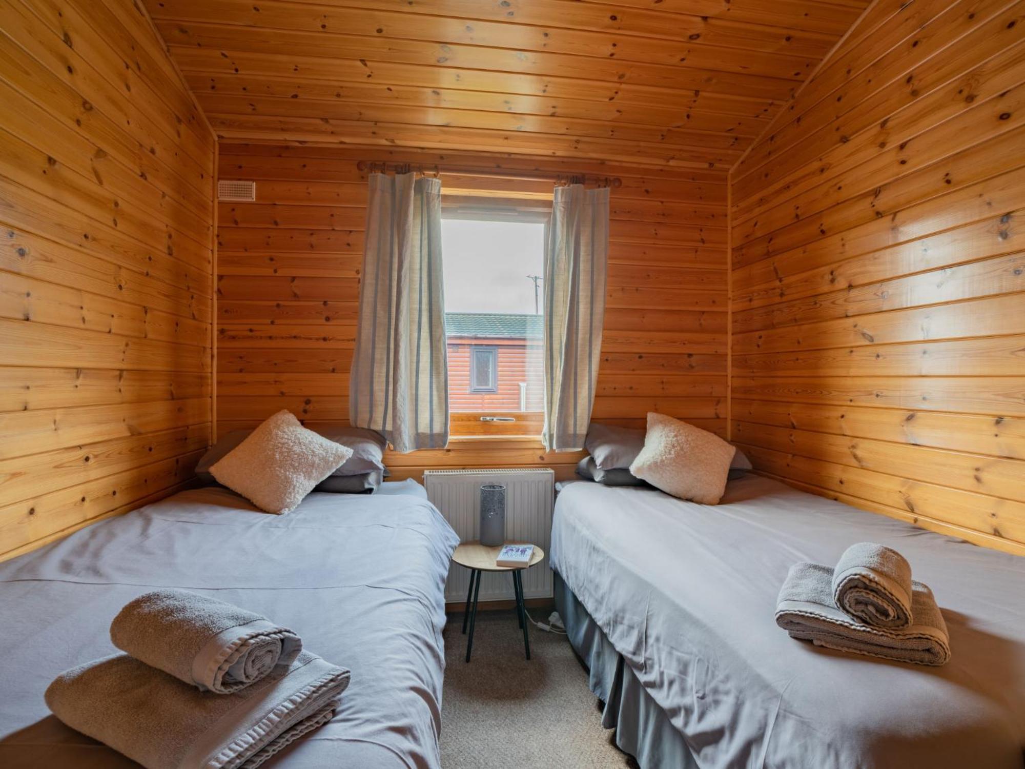 Chalet Loch Leven Lodge 10 By Interhome Кинрос Екстериор снимка